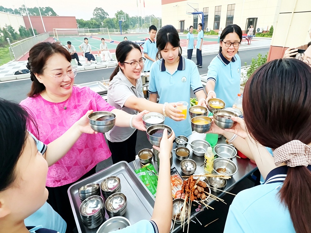 信阳孩子叛逆心理辅导机构怎么联系?本地寄宿成长培育选择指南